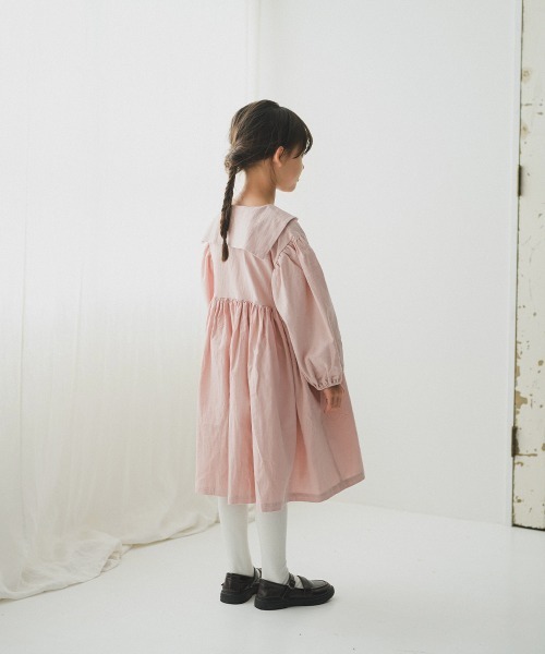 トワヴァーズ カーキベージュ 長袖ワンピース セーラータイプ riziere（リジェール）の「セーラーカラー長袖ワンピース（ワンピース