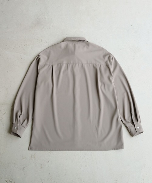 MONO-MART（モノマート）の「綾トロミ オーバーサイズドレープリラクシングL/Sシャツ（シャツ/ブラウス・メンズ・モカ/ブラック/ブルーグレー/カーキ/ブラウン/アイボリー/チャコール/ライトグレー/ダークグレー/グリーン/ダークネイビー/パープル/ワイン/ブルーグリーン/ダークブラウン・M/L/S）」の22枚目の写真