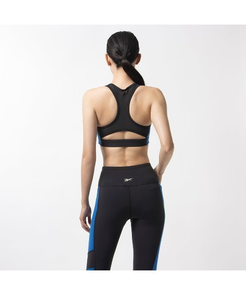 Reebok（リーボック）の「ラックス レーサー パデッド ブラ カラーブロックド / LUX RACER PADDED BRA COLORBLOCKED（スポーツブラ・レディース・ローズ/アッシュブラウン/ブラック×ブルー・LARGE/SMALL/MEDIUM/X-LARGE）」の11枚目の写真