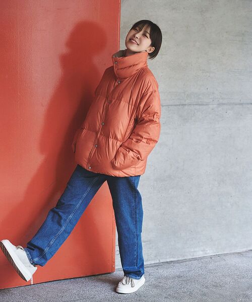 Calvin Klein（カルバン・クライン）の「【WEB限定】ユニセックス スタンドカラー ダウンジャケット（ダウンジャケット/コート・レディース・ブラック/その他/アイボリー/オレンジ・XL/M/S/L）」の7枚目の写真