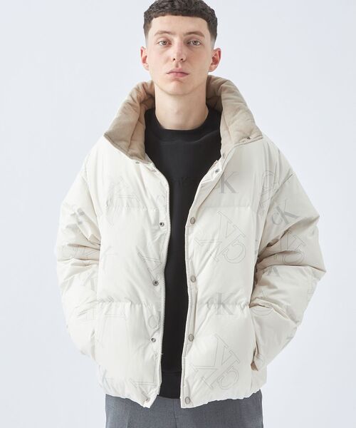 Calvin Klein（カルバン・クライン）の「【WEB限定】ユニセックス スタンドカラー ダウンジャケット（ダウンジャケット/コート・レディース・ブラック/その他/アイボリー/オレンジ・XL/M/S/L）」の20枚目の写真