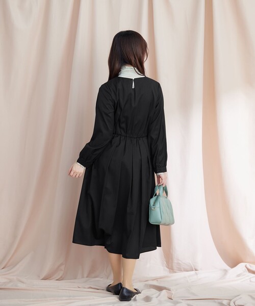 ◆お値下げしました◆ 新品未使用　conte グラス タックワンピース ◇お値下げしました◇ 新品未使用 conte グラス タックワンピース