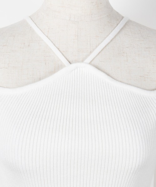 me+em select（ミームセレクト）の「【 ２color 】クロスストラップオフショルダーリブニット（ニット/セーター・レディース・ホワイト/ブラック・FREE）」の19枚目の写真