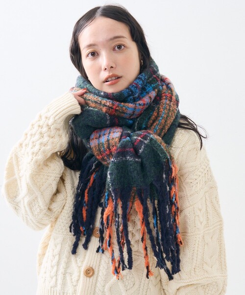 FREAK'S STORE（フリークスストア）の「ブークレ チェック マフラー（マフラー・レディース・ブラウン/グリーン・ONE SIZE）」の14枚目の写真