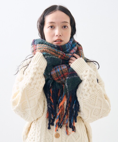 FREAK'S STORE（フリークスストア）の「ブークレ チェック マフラー（マフラー・レディース・ブラウン/グリーン・ONE SIZE）」の11枚目の写真
