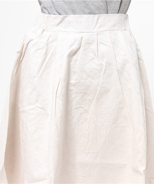 earth music&ecology（アースミュージックアンドエコロジー）の「迷彩柄タックスカート（スカート・レディース・ライトグレー/オリーブ/オフホワイト・FREE）」の7枚目の写真