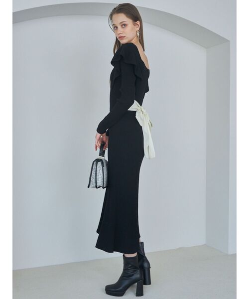 MERCURYDUO(マーキュリーデュオ)の「2WAYラッフルマーメイドニットワンピース(ワンピース・レディース・ブラック/ピンク/チャコールグレー/ブルー・SMALL/MEDIUM)」の9枚目の写真