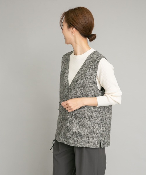 URBAN RESEARCH DOORS（アーバンリサーチドアーズ）の「ツイードベスト（ベスト・レディース・ブラック/グレー・MEDIUM）」の10枚目の写真