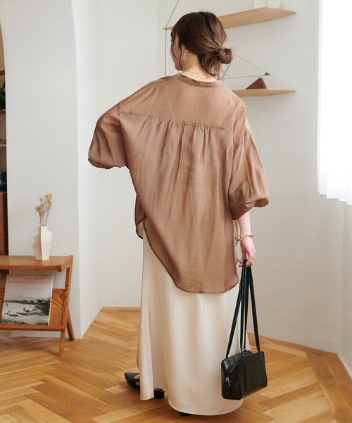 DISCOAT（ディスコート）の「【新色追加！】シアーバンドカラーシャツ（シャツ/ブラウス・レディース・グレー/オフホワイト/ピンク/ブルー/ミント/チャコールグレー/バイオレット/ブラウン/モカ/イエロー・FREE/PS）」の22枚目の写真