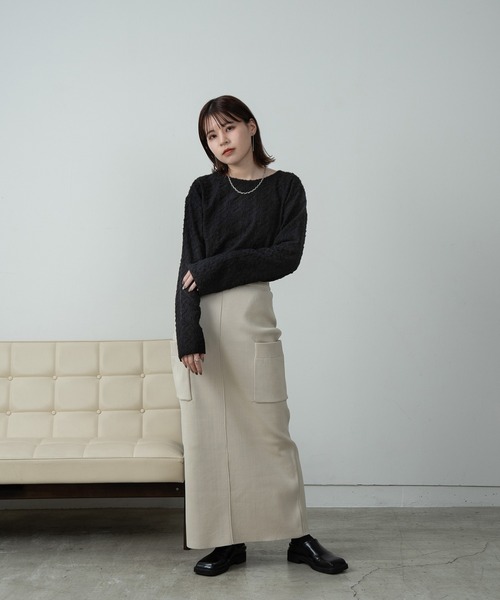 Amiur（エミレ）の「nuance sheer v neck tops / ニュアンスシアーvネックトップス（Tシャツ/カットソー・レディース・アイボリー/ブラック・FREE）」の3枚目の写真