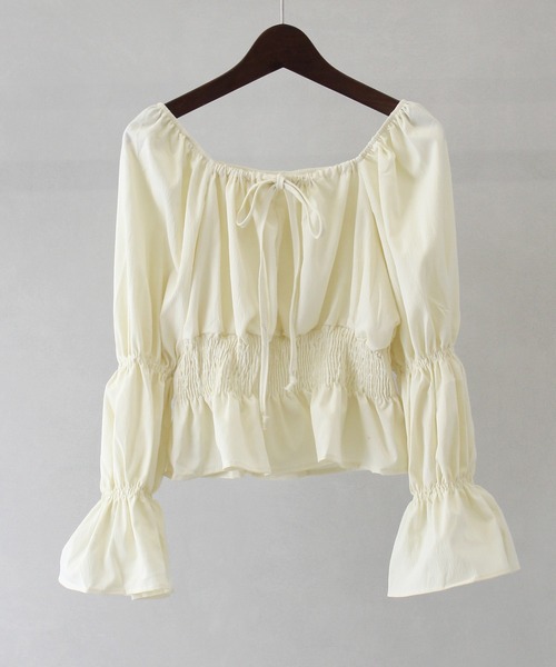 SpRay（スプレイ）の「シャーリングパフブラウス（シャツ/ブラウス・レディース・アイボリー/ブラック/ホワイト・FREE）」の16枚目の写真