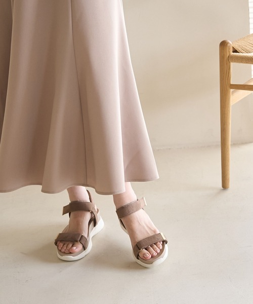 ROPE' PICNIC（ロペピクニック）の「ワニカンベルクロスニーカーサンダル（サンダル・レディース・ブラック/ベージュ/ブルー系その他2/ベージュ系その他・L/M/S）」の21枚目の写真