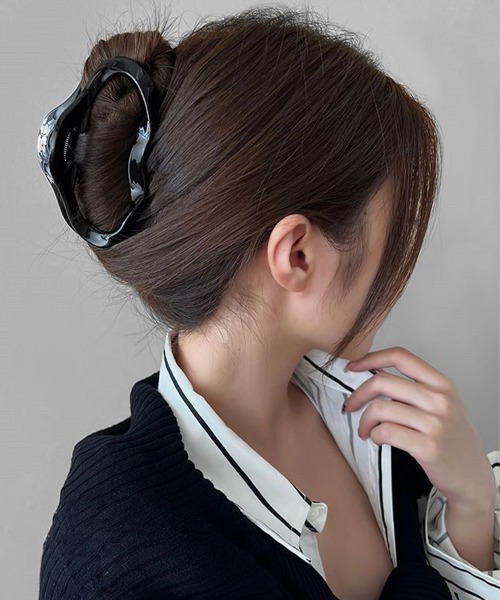Miniministore(ミニミニストア)の「樹脂ヘアクリップ レディース まとめ髪(バレッタ/ヘアクリップ・レディース・クリア/ブラック系2/レオパード/ブラック系1・FREE)」の2枚目の写真