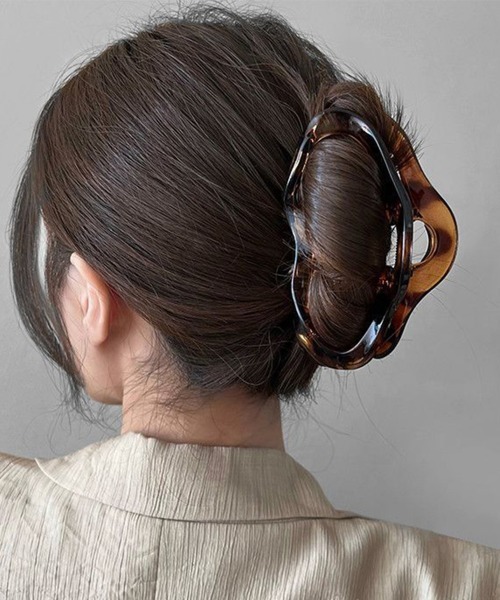 Miniministore(ミニミニストア)の「樹脂ヘアクリップ レディース まとめ髪(バレッタ/ヘアクリップ・レディース・クリア/ブラック系2/レオパード/ブラック系1・FREE)」の1枚目の写真