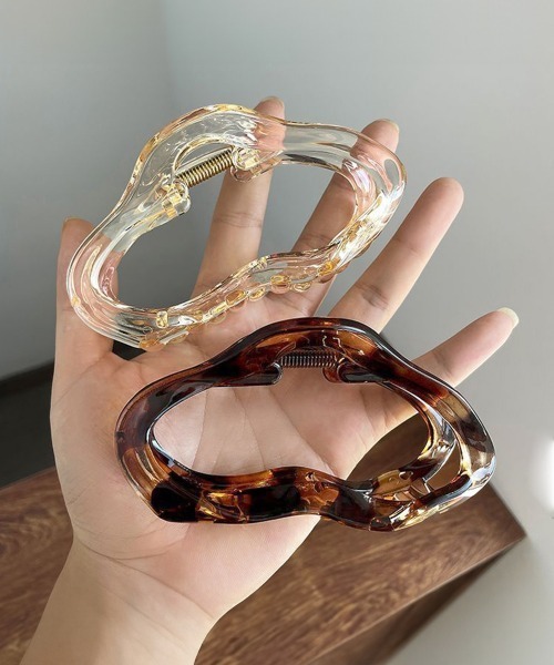 Miniministore(ミニミニストア)の「樹脂ヘアクリップ レディース まとめ髪(バレッタ/ヘアクリップ・レディース・クリア/ブラック系2/レオパード/ブラック系1・FREE)」の14枚目の写真