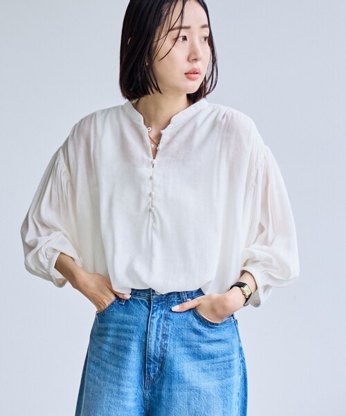 coen（コーエン）の「クレープボリュームバンドカラーブラウス（シャツ/ブラウス・レディース・ライトブルー/ブラック/ベージュ/オフホワイト・M/L）」の17枚目の写真