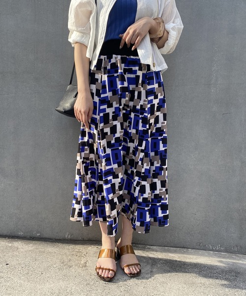 NICOLE white（ニコルホワイト）の「柄デシン ウエストリブ フレアスカート（スカート・レディース・その他4/その他1/その他2/その他3/その他5・FREE）」の2枚目の写真