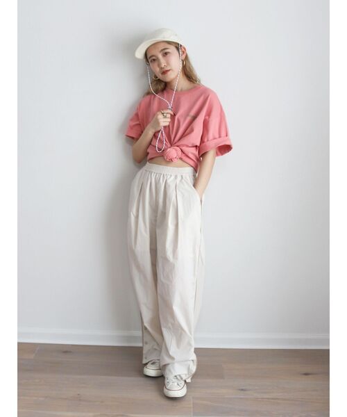 Ungrid（アングリッド）の「バックロゴプリントTee（Tシャツ/カットソー・レディース・ネイビー/ピンク/オフホワイト・FREE）」の16枚目の写真