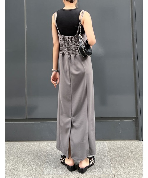 Re:EDIT（リエディ）の「[低身長サイズ有][イージーケア]カットジョーゼット配色ステッチキャミワンピース（ワンピース・レディース・チャコールグレー/ブラック・SHORT/MEDIUM/LARGE）」の13枚目の写真