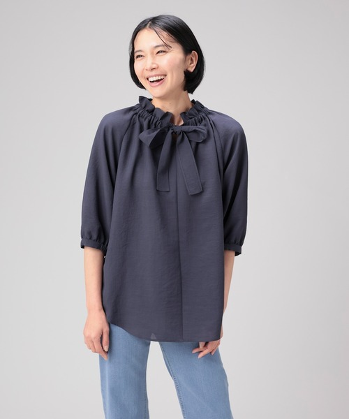 GLACIER lusso（グラシアルッソ）の「６分袖フリルネックブラウス（シャツ/ブラウス・レディース・アイボリー/ライトブルー/チャコールグレー/ベージュ・S/M/L/LL）」の15枚目の写真