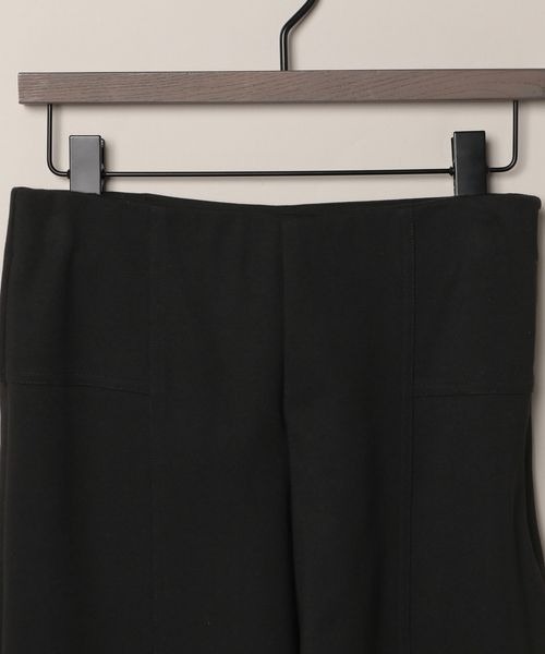 eL(エル)の「【eL】Cutsew Bermuda Pants/113341(その他パンツ・レディース・ブラック/グレー・FREE)」の12枚目の写真