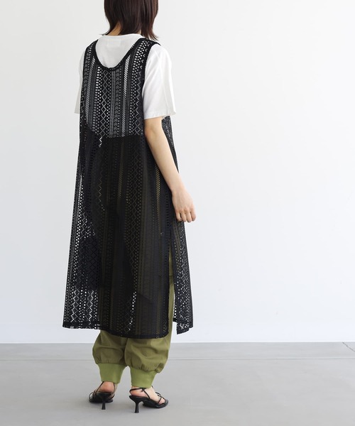 n'OrLABEL(ノアールレーベル)の「レースジレ×Tシャツセット(ベスト・レディース・ライトベージュ/ブラック・2/1)」の14枚目の写真