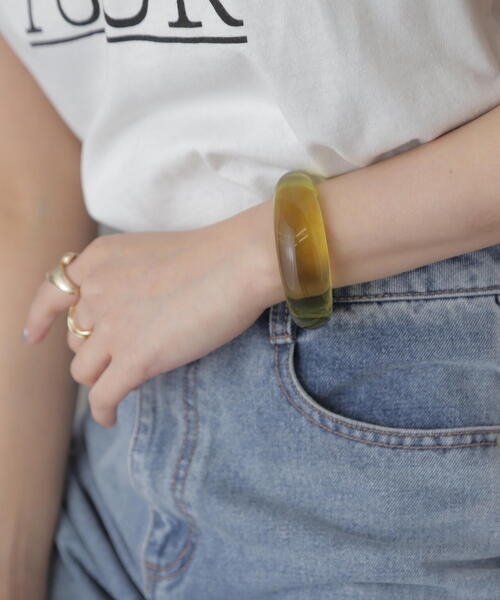 FREE'S MART（フリーズマート）の「◆カラーバングル（バングル/リストバンド・レディース・ホワイト/ライトグリーン/オレンジ・ﾌﾘ-）」の12枚目の写真