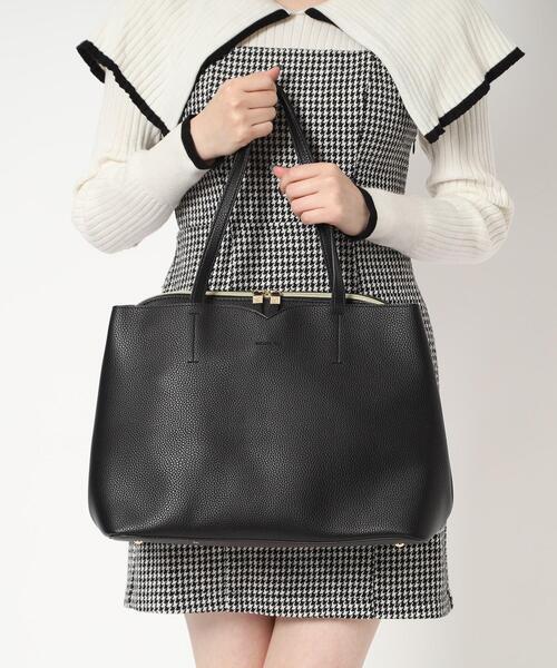 Ober Tashe(オーバータッシェ)の「\A4サイズもポケットに入る/多収納あおりトートバッグ(トートバッグ・レディース・ブラウン/ブラック/ライトブルー・FREE)」の14枚目の写真