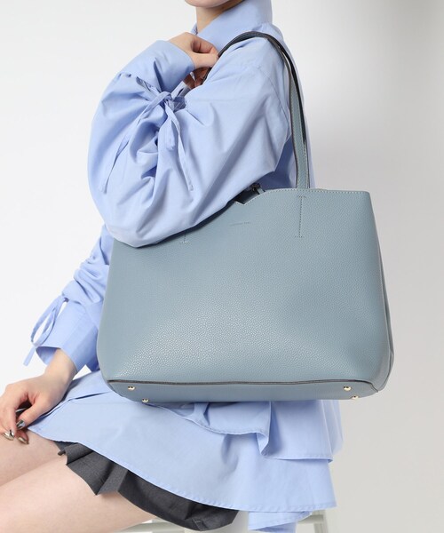 Ober Tashe(オーバータッシェ)の「\A4サイズもポケットに入る/多収納あおりトートバッグ(トートバッグ・レディース・ブラウン/ブラック/ライトブルー・FREE)」の7枚目の写真
