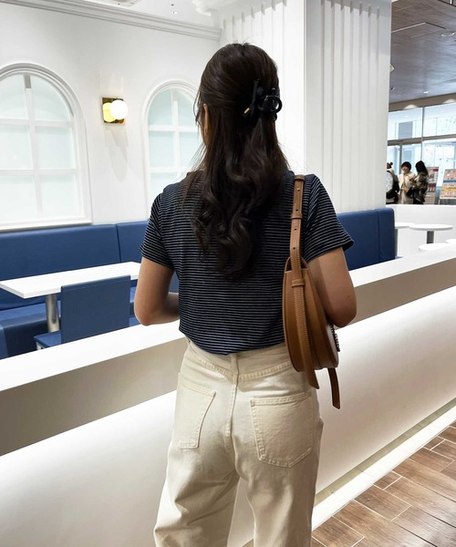 nelliy.（ネルリー）の「ミニボーダー刺しゅうロゴＴ（Tシャツ/カットソー・レディース・ブラック/ネイビー・MEDIUM/LARGE）」の20枚目の写真