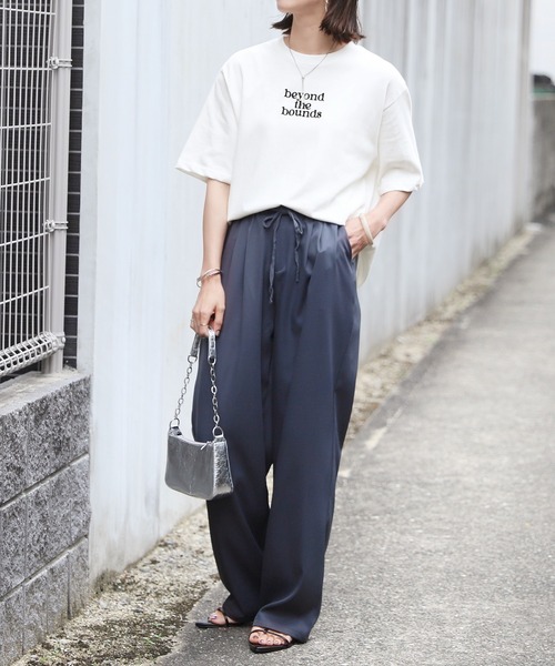 reca（レカ）の「刺繍ロゴＴシャツ（Tシャツ/カットソー・レディース・オフホワイト/チャコールグレー・FREE）」の6枚目の写真