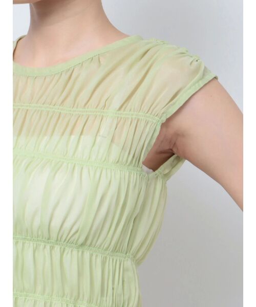 MURUA（ムルーア）の「ノースリシャーリングブラウス（シャツ/ブラウス・レディース・ライトグリーン/アイボリー/ブラック・FREE）」の13枚目の写真