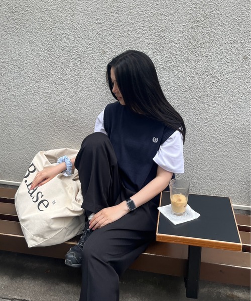 BROKEN BASE(ブロークンベース)の「ワンポイント刺繍コットンニットベスト(ベスト・メンズ・クリーム/ネイビー・MEDIUM/LARGE)」の21枚目の写真