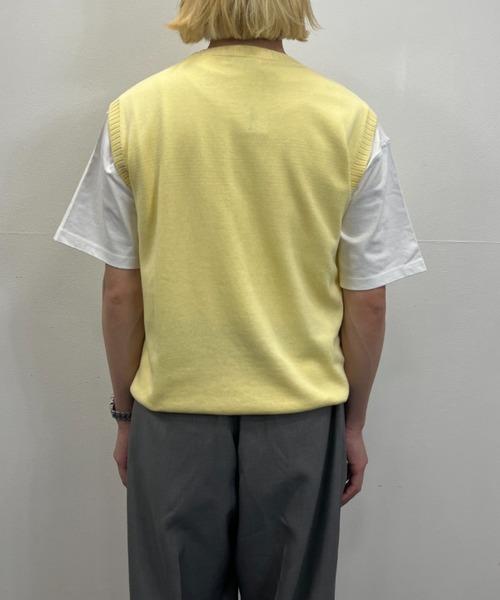 BROKEN BASE(ブロークンベース)の「ワンポイント刺繍コットンニットベスト(ベスト・メンズ・クリーム/ネイビー・MEDIUM/LARGE)」の7枚目の写真