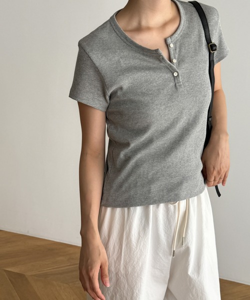 CANAL JEAN（キャナルジーン）の「El mar　ラウンドネックヘンリー半袖Tシャツ（Tシャツ/カットソー・レディース・ネイビー/グレー/アイボリー/ブラック・ONE SIZE）」の16枚目の写真