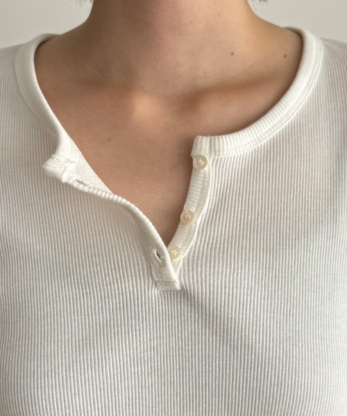 CANAL JEAN（キャナルジーン）の「El mar　ラウンドネックヘンリー半袖Tシャツ（Tシャツ/カットソー・レディース・ネイビー/グレー/アイボリー/ブラック・ONE SIZE）」の6枚目の写真