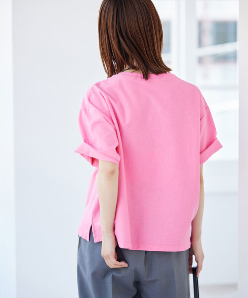 SLOBE IENA（スローブイエナ）の「BASIC BIG TEE -汗ジミ防止-（Tシャツ/カットソー・レディース・ピンク/チャコールグレー/ホワイト/ベージュ・FREE）」の16枚目の写真