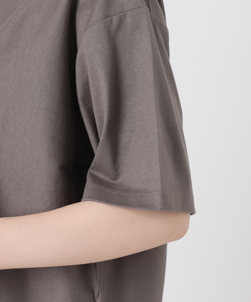 SLOBE IENA（スローブイエナ）の「BASIC BIG TEE -汗ジミ防止-（Tシャツ/カットソー・レディース・ピンク/チャコールグレー/ホワイト/ベージュ・FREE）」の9枚目の写真