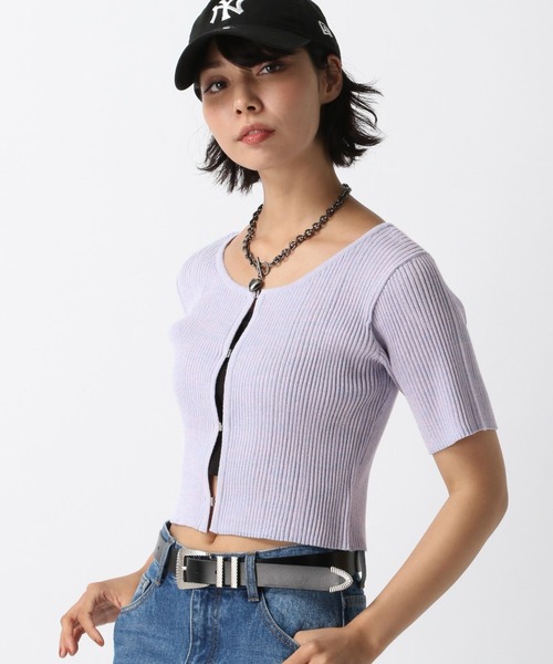 PAGEBOY（ページボーイ）の「フロントホックトップス２（ニット/セーター・レディース・オフホワイト/グレー/ブルー/ブラウン・FREE）」の4枚目の写真