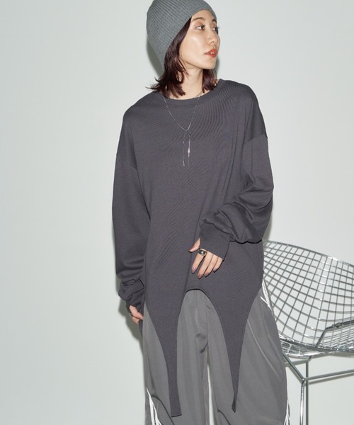 Auntie Rosa Holiday(アンティローザホリデー)の「フィンガーホールサスペンダーレイヤードロンTEE(Tシャツ/カットソー・レディース・オフホワイト/チャコールグレー・FREE)」の16枚目の写真