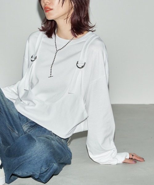 Auntie Rosa Holiday(アンティローザホリデー)の「フィンガーホールサスペンダーレイヤードロンTEE(Tシャツ/カットソー・レディース・オフホワイト/チャコールグレー・FREE)」の3枚目の写真