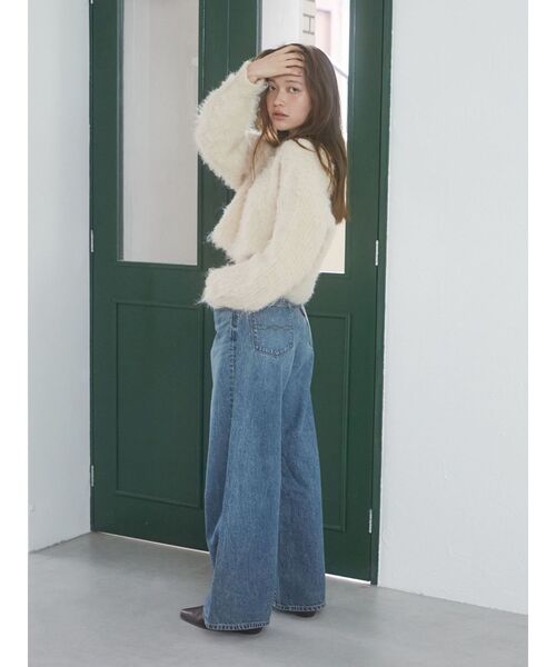 Ungrid(アングリッド)の「Vネックカラーショート起毛ニット(ニット/セーター・レディース・アイボリー/チャコールグレー/パープル・FREE)」の12枚目の写真