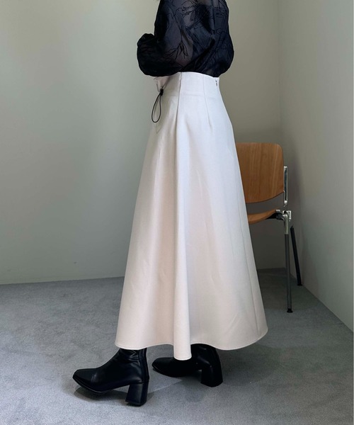 1chaku.（イッチャク）の「ドロストデザインスカート（スカート・レディース・サンドグレー/ブラック・マルチサイズ）」の6枚目の写真