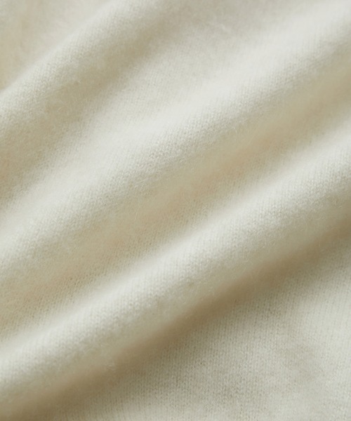 SALON adam et rope'（サロン アダム エ ロペ）の「カシミヤショール/バンダナ（マフラー・レディース・グレー/ホワイト/キャメル/サックスブルー・FREE）」の17枚目の写真