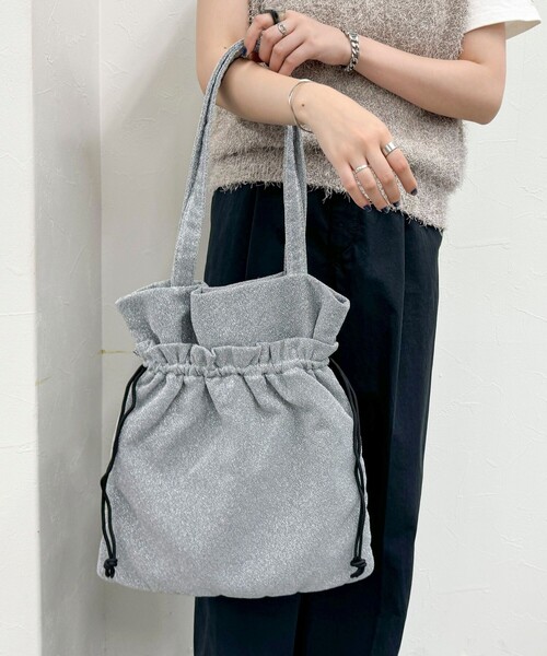 fredy emue（フレディエミュ）の「アウトポケットドロストラメトートバック（トートバッグ・レディース・ライトブルー/ブラック/シルバー・FREE）」の3枚目の写真