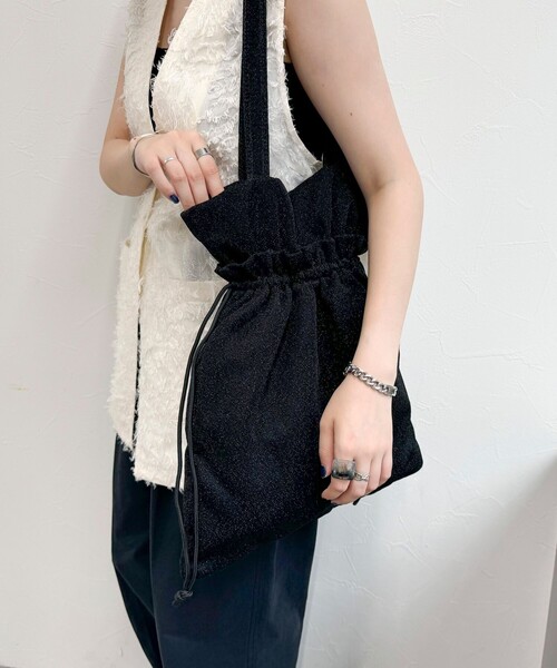 fredy emue（フレディエミュ）の「アウトポケットドロストラメトートバック（トートバッグ・レディース・ライトブルー/ブラック/シルバー・FREE）」の2枚目の写真