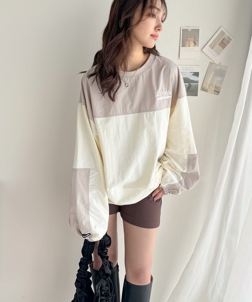 Java(ジャバ)の「《Javaジャバコラボ》スポカジで差をつける。裾ドロストバイカラーシアープルオーバー(Tシャツ/カットソー・レディース・グレイッシュベージュ/オフホワイト/ネイビー・X-LARGE/SMALL/MEDIUM/LARGE)」の10枚目の写真