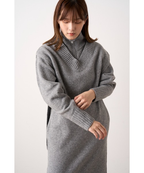 【NEW YEAR’S SPECIAL ITEM】ベスト×ハーフジップニットワンピース（ワンピース）｜emmi（エミ）