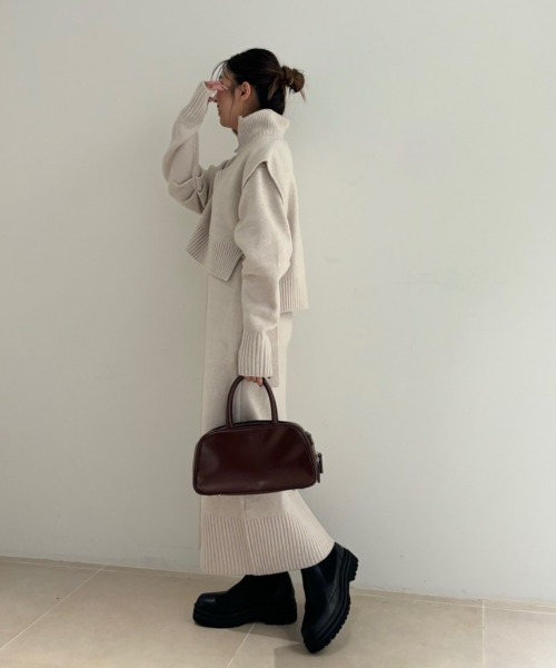 【NEW YEAR’S SPECIAL ITEM】ベスト×ハーフジップニットワンピース（ワンピース）｜emmi（エミ）