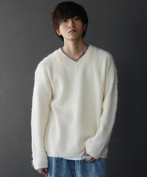 MinoriTY（マイノリティ）の「【MinoriTY】Vネックモヘアライクニット メンズ セーター レギュラーフィット 春服 冬服 ウィメンズ ユニセックス（ニット/セーター・メンズ・アイボリー/ブラック/ブラウン/チャコール・FREE）」の5枚目の写真